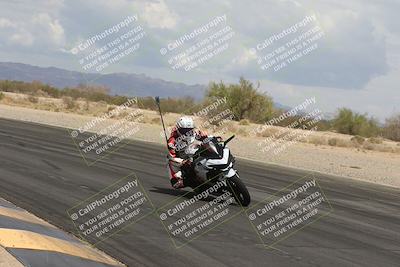 media/May-05-2025-Moto Forza (Mon) [[3c1838c5e5]]/3-C Group/Session 2 (Turn 7 Inside)/